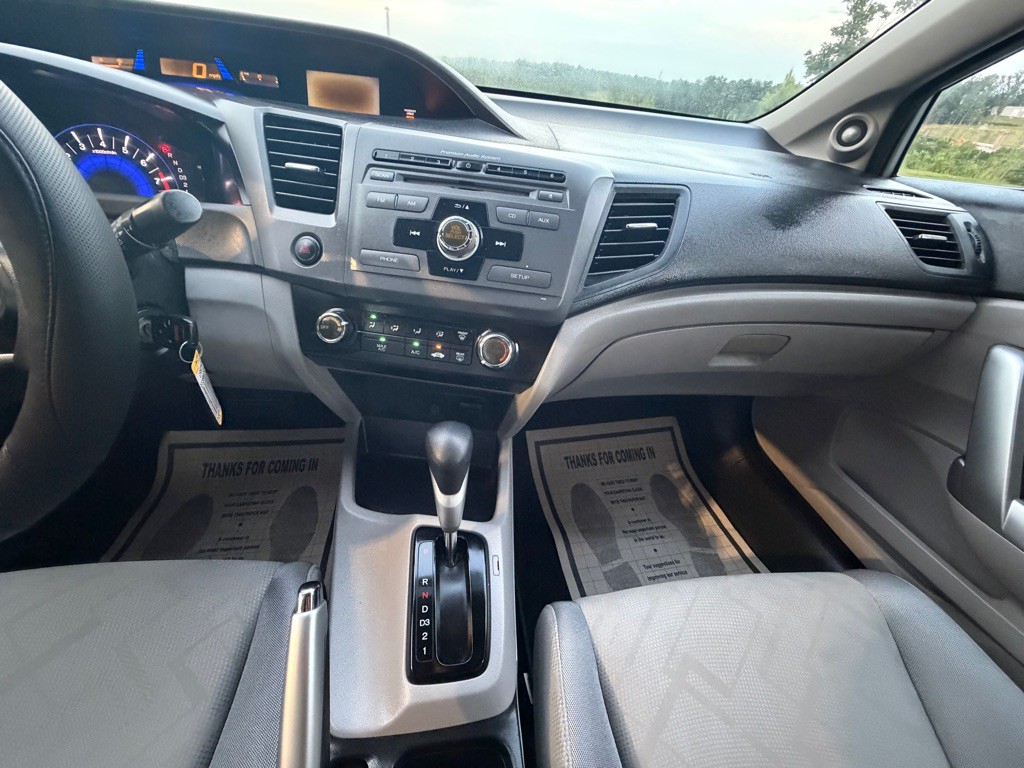 2012 Honda Civic Image 29