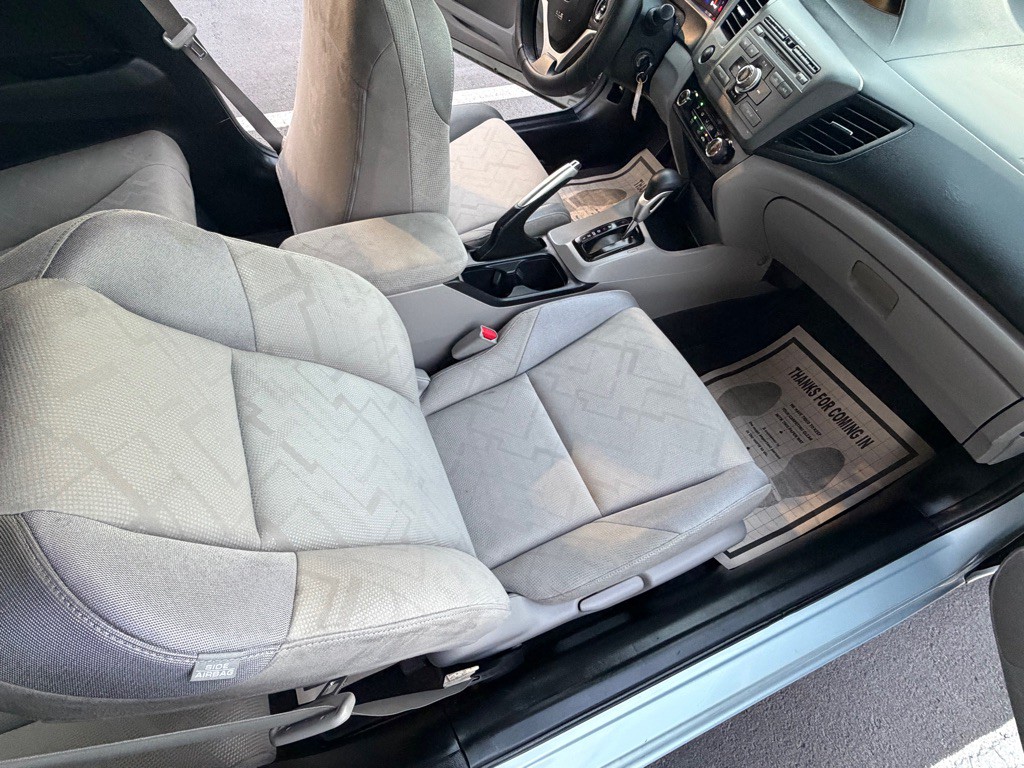 2012 Honda Civic Image 26