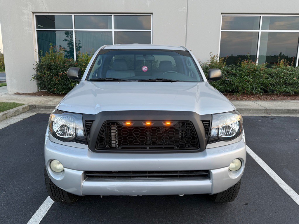 2006 Toyota Tacoma Image 2