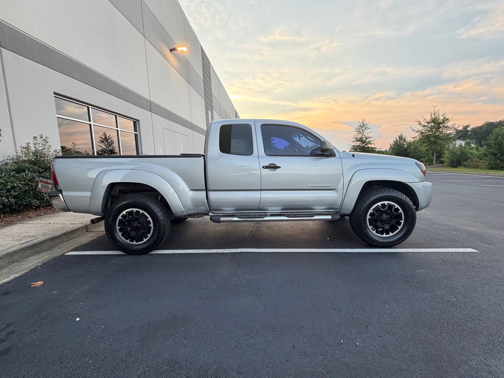 2006 Toyota Tacoma Image 9