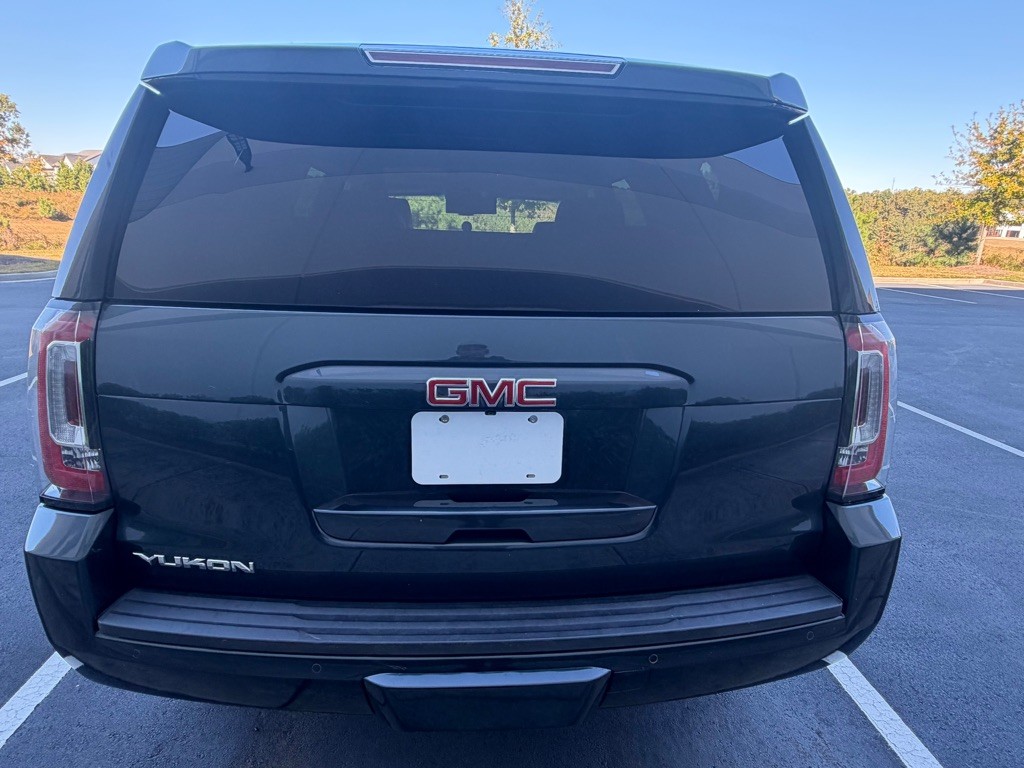2020 GMC Yukon Image 8