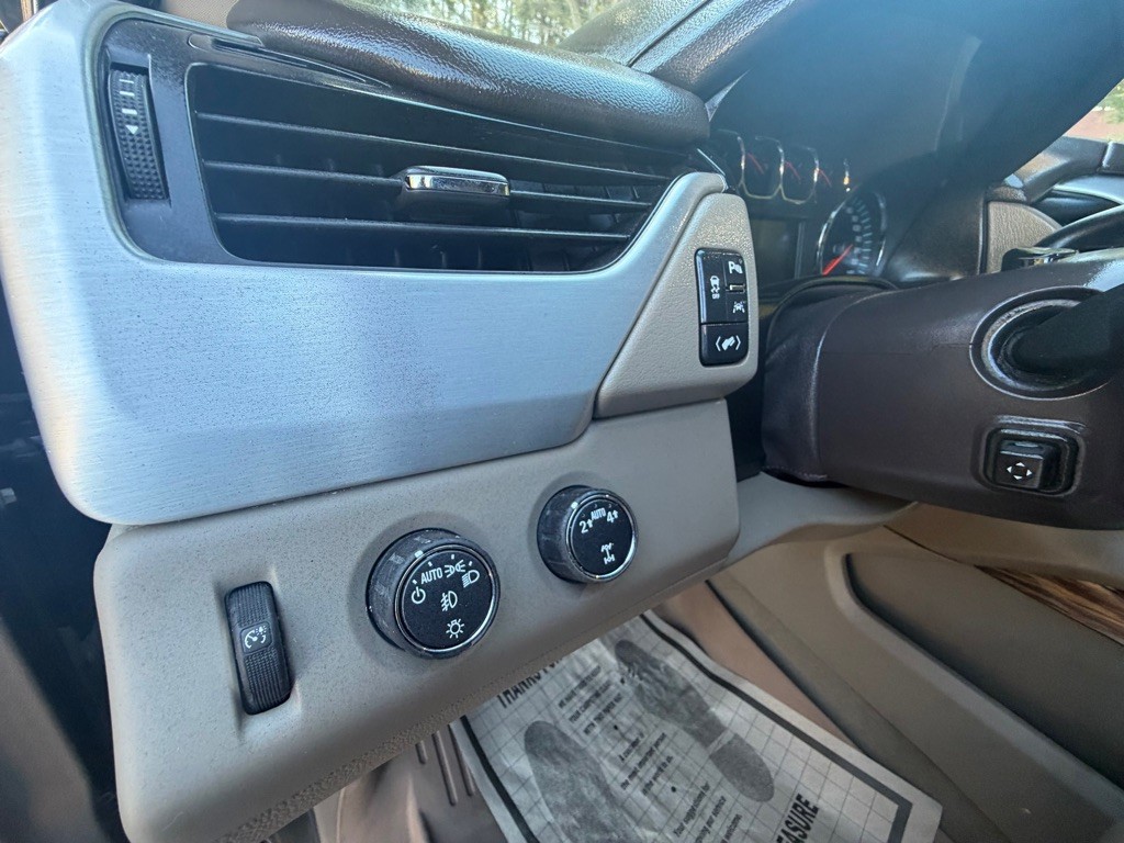 2020 GMC Yukon Image 28