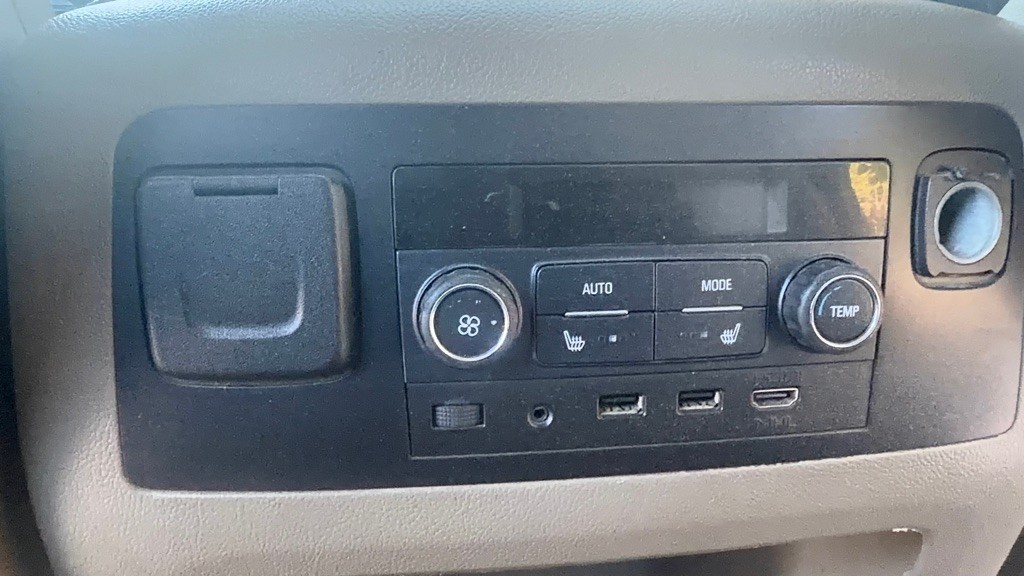 2020 GMC Yukon Image 36