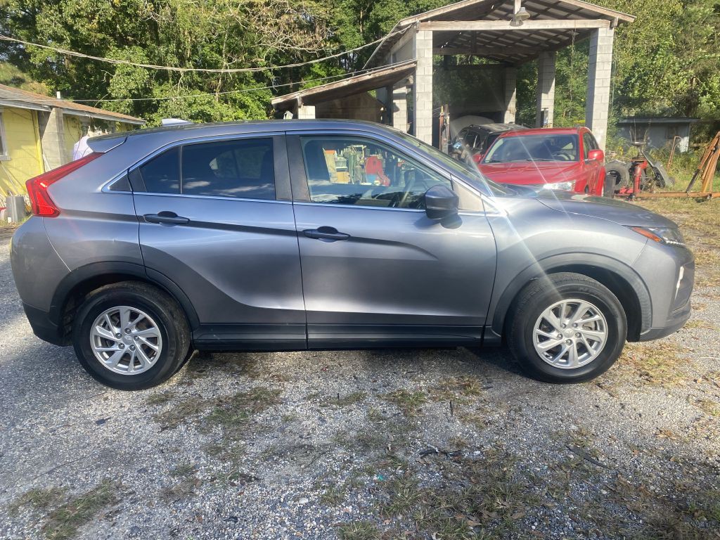 2019 Mitsubishi Eclipse Image 1