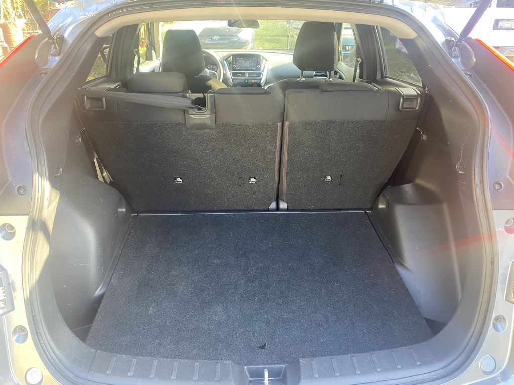 2019 Mitsubishi Eclipse Image 5