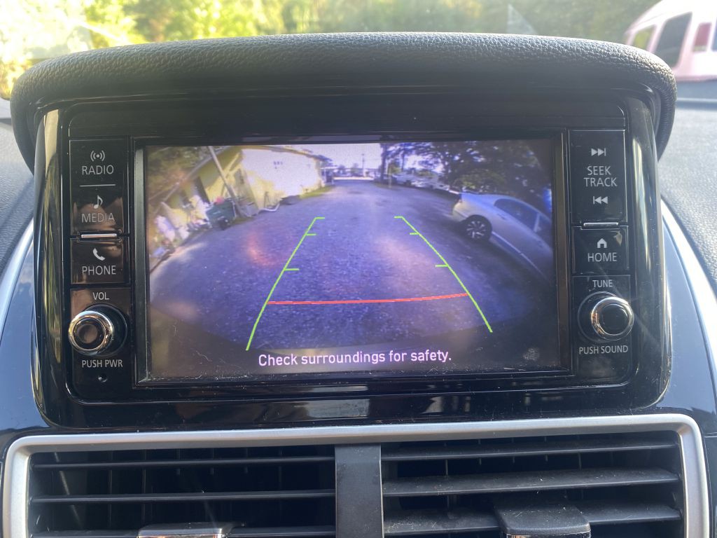 2019 Mitsubishi Eclipse Image 8