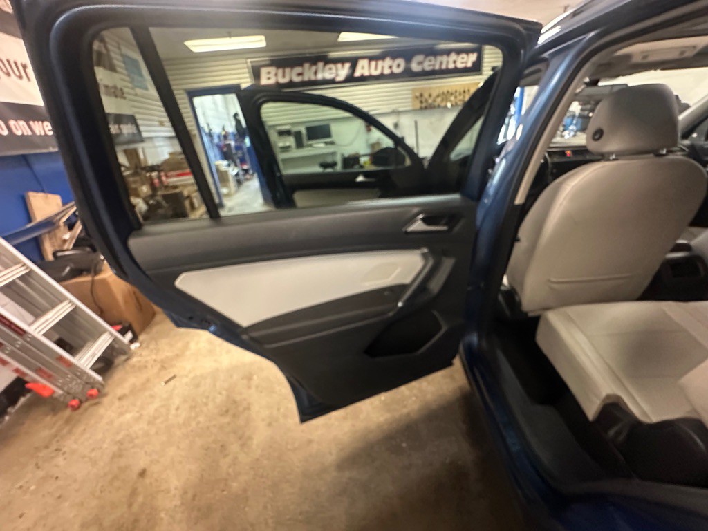 2018 Volkswagen Tiguan Image 15