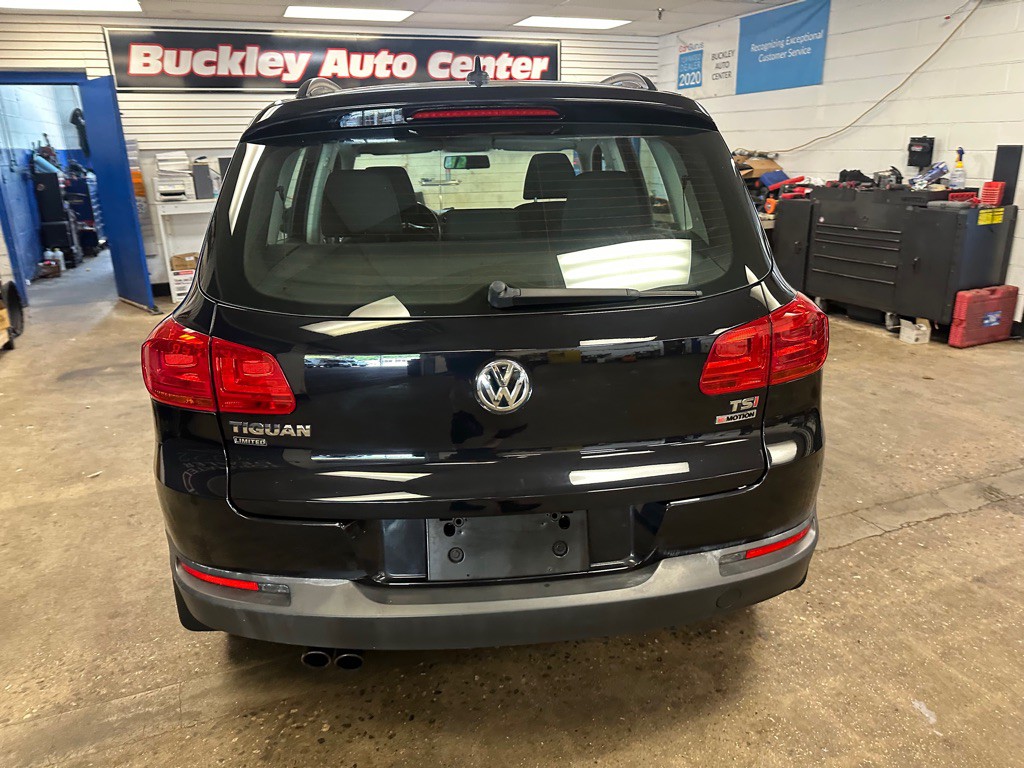 2017 Volkswagen Tiguan Image 16