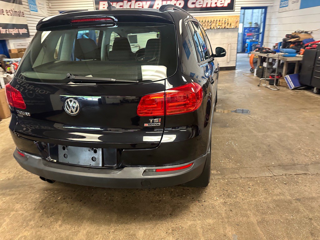 2017 Volkswagen Tiguan Image 18