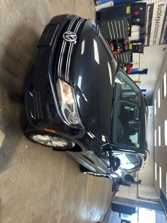 2017 Volkswagen Tiguan Image 29
