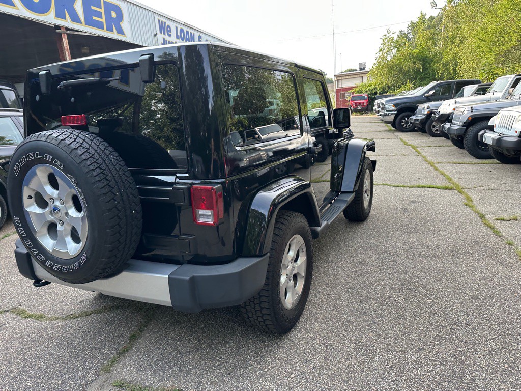2014 Jeep Wrangler Image 9