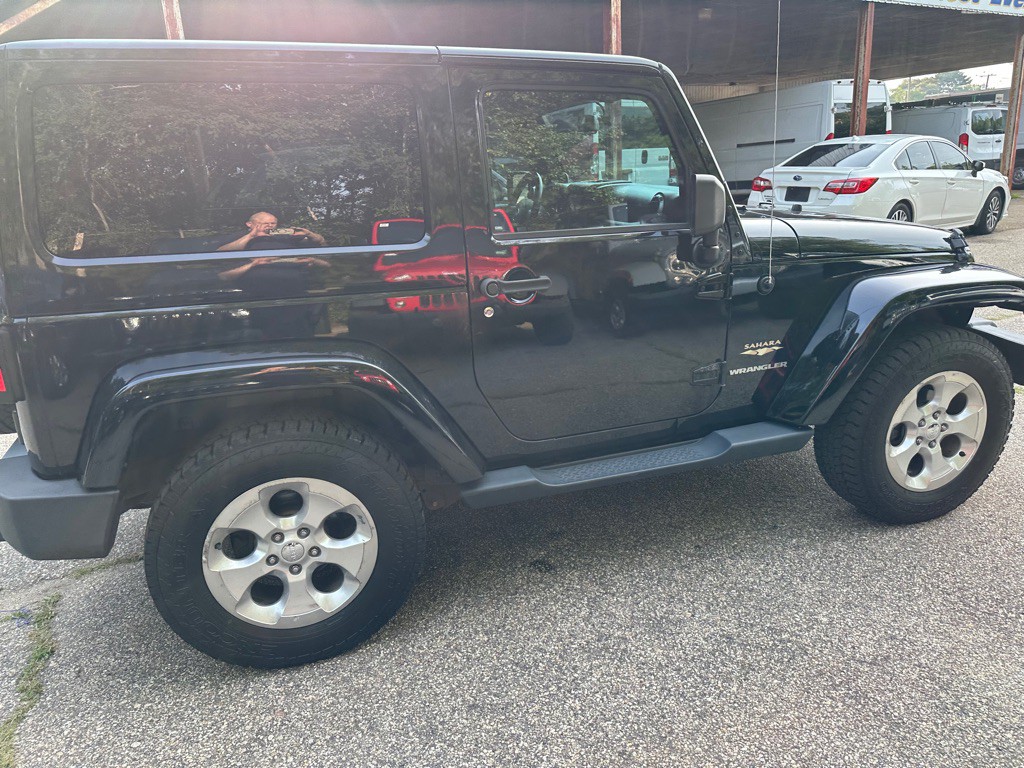 2014 Jeep Wrangler Image 12