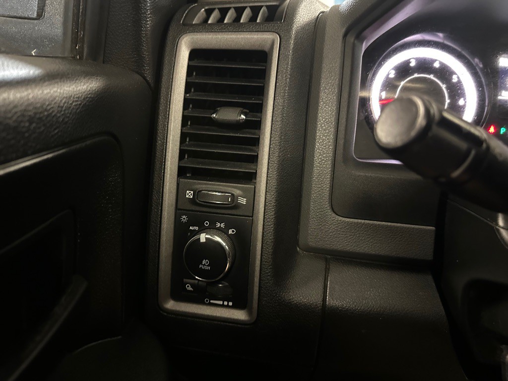 2018 RAM 1500 Image 28