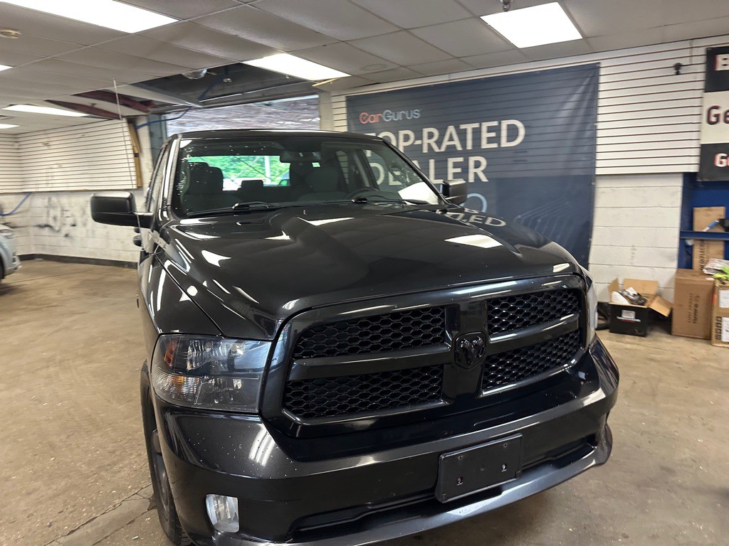 2016 RAM 1500 Image 2