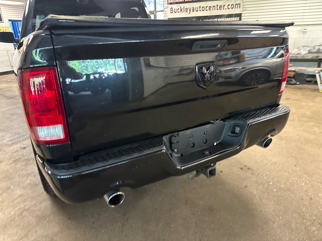 2016 RAM 1500 Image 9