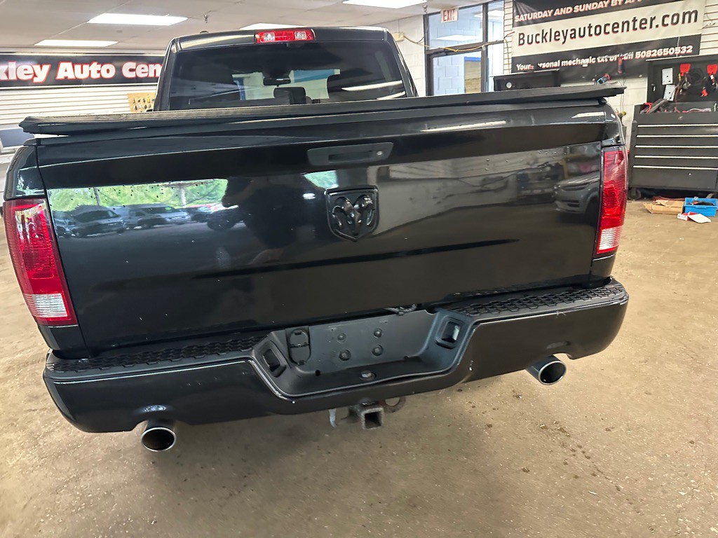 2016 RAM 1500 Image 10