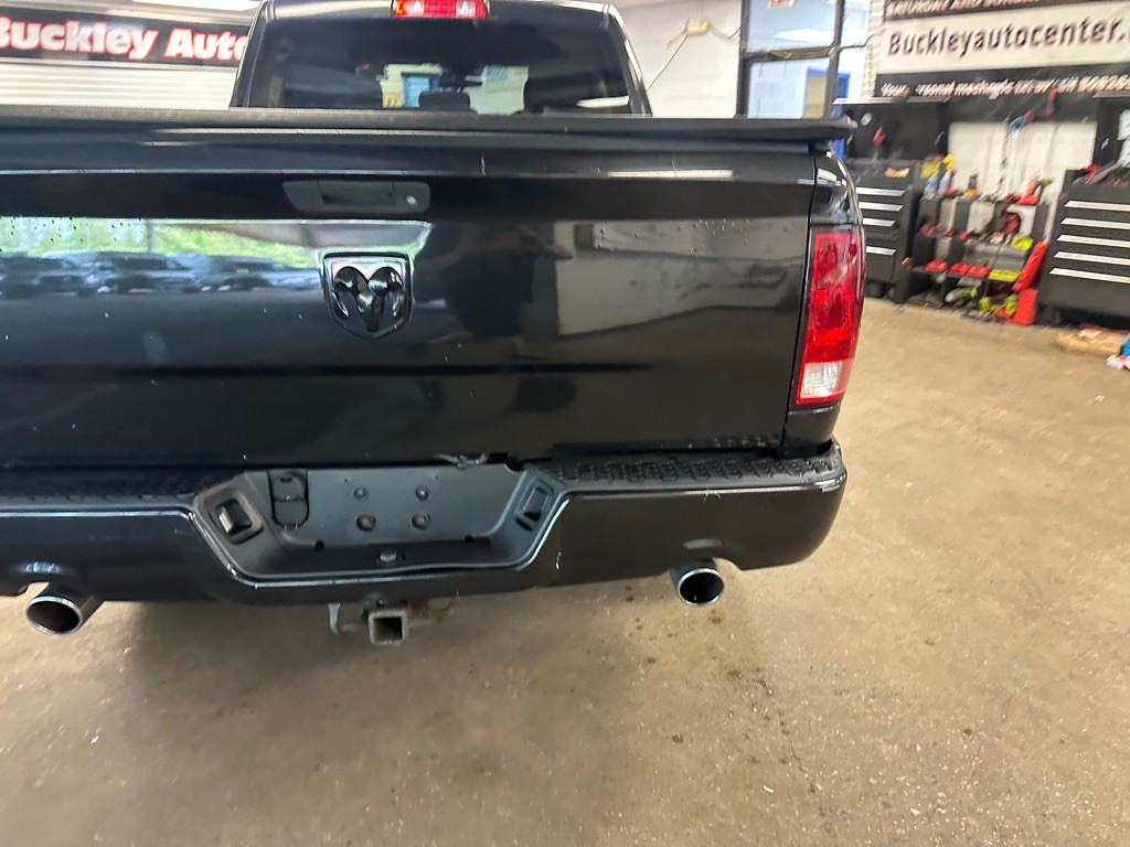 2016 RAM 1500 Image 11