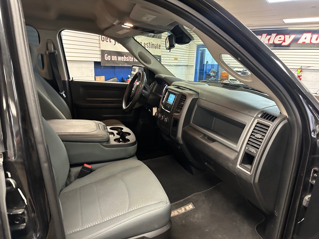 2016 RAM 1500 Image 17