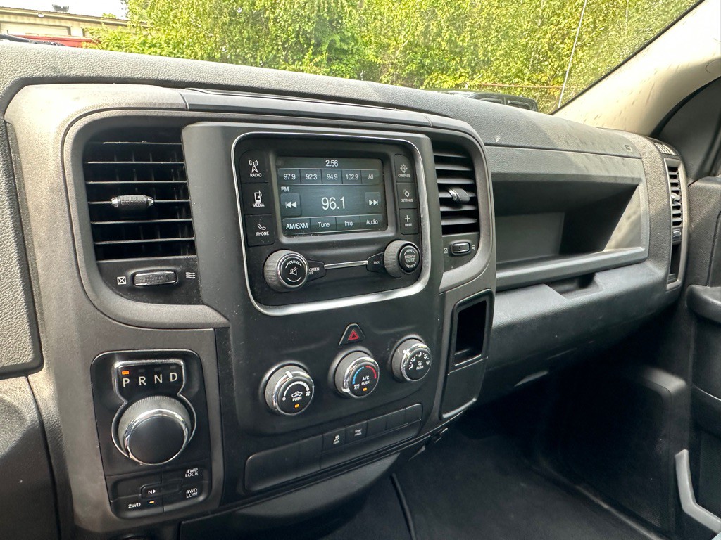 2016 RAM 1500 Image 25