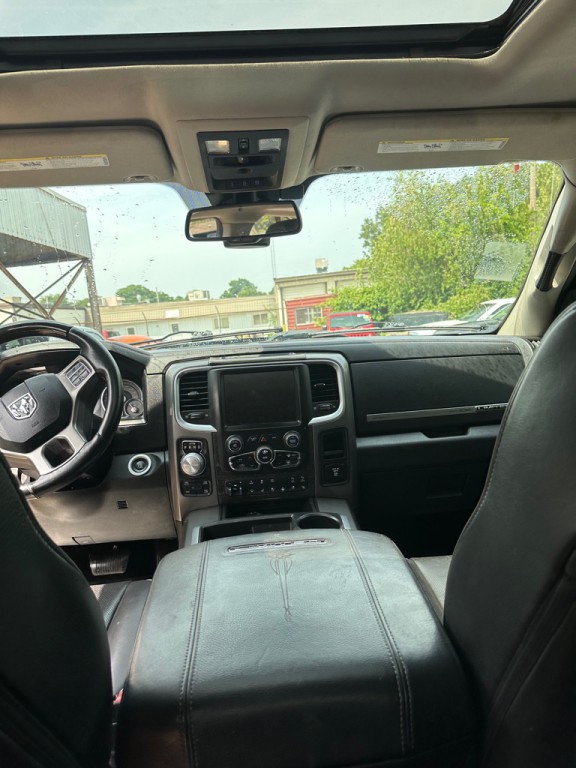 2015 RAM 1500 Image 16