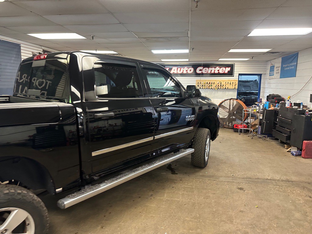 2015 RAM 1500 Image 43