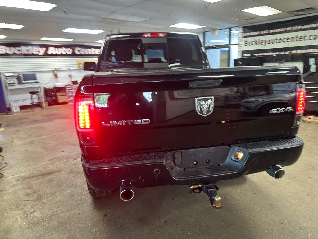 2015 RAM 1500 Image 44