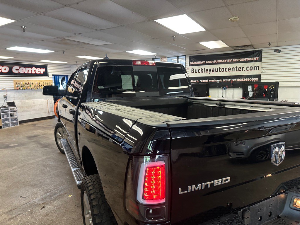 2015 RAM 1500 Image 48