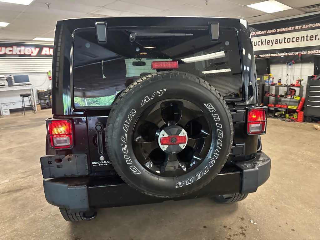 2015 Jeep Wrangler Unlimited Image 34
