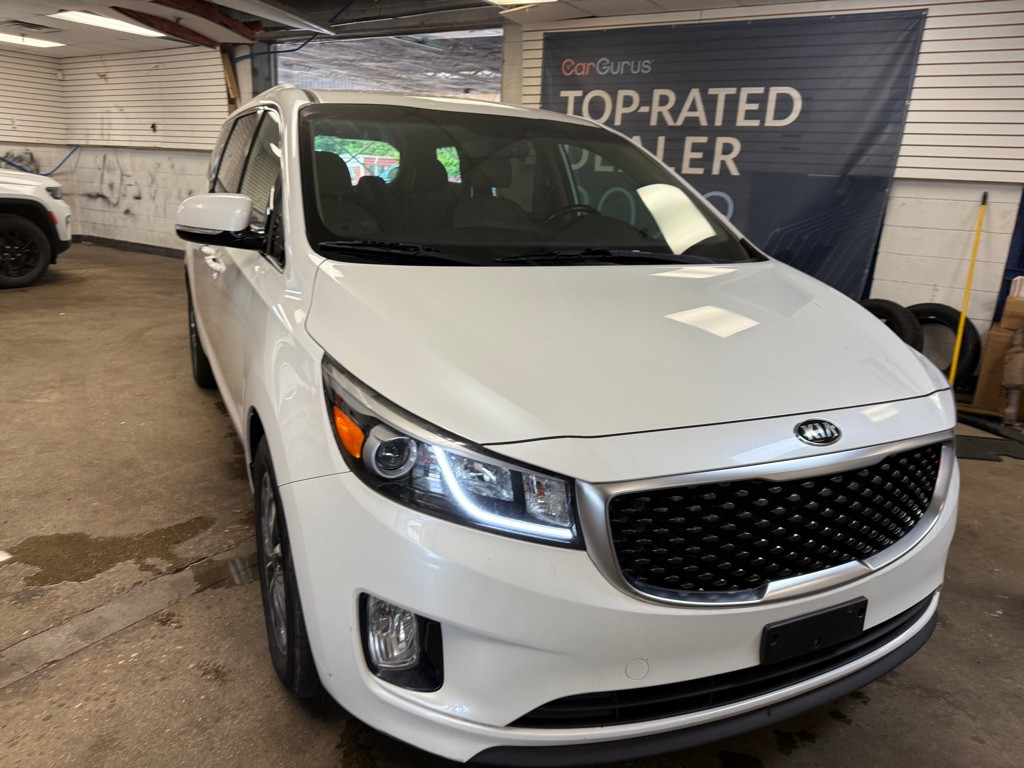 2015 Kia Sedona Image 5