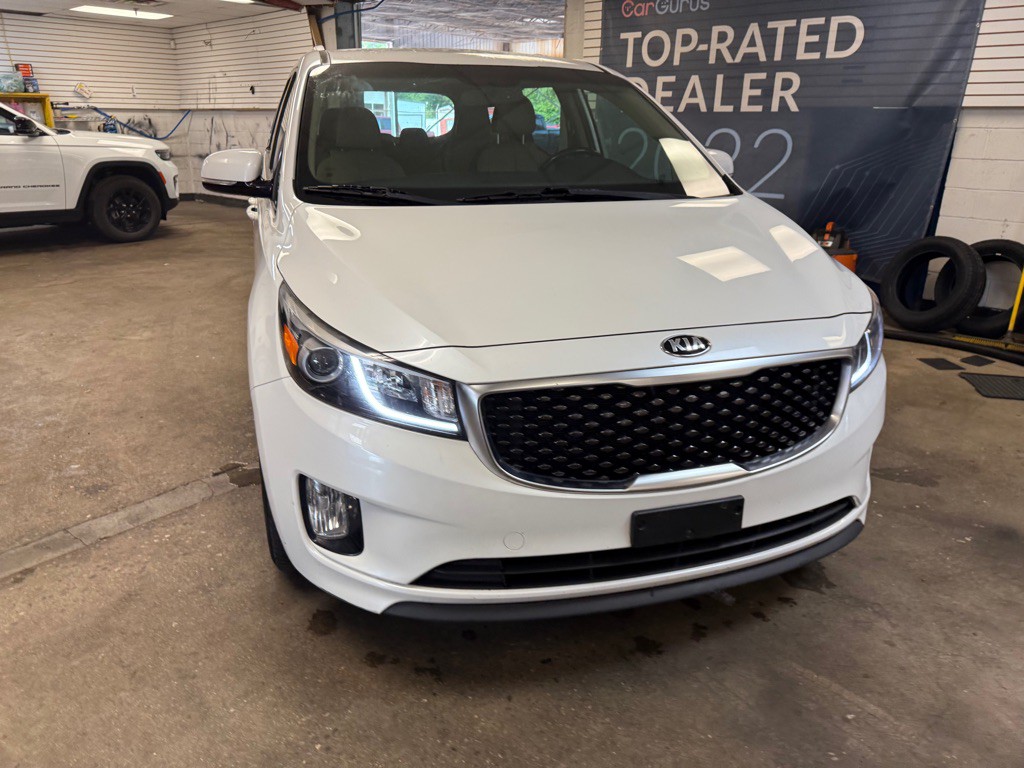 2015 Kia Sedona Image 23