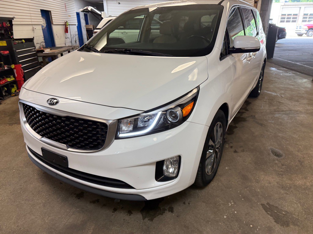 2015 Kia Sedona Image 26