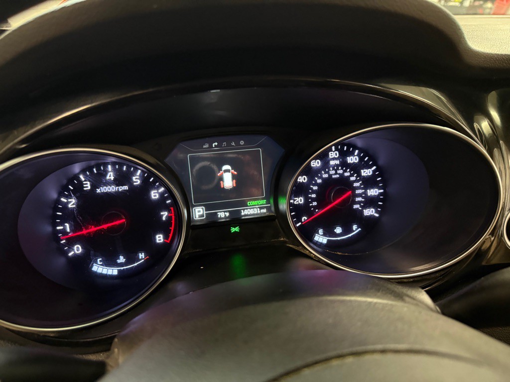 2015 Kia Sedona Image 34