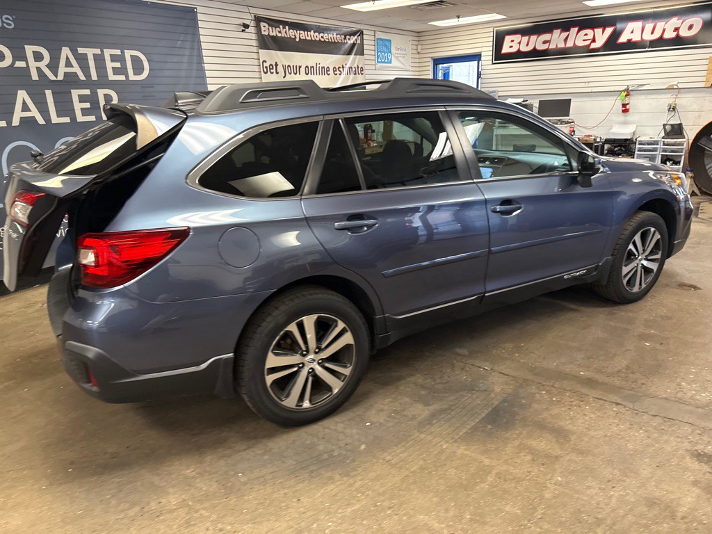2018 Subaru Outback Image 42