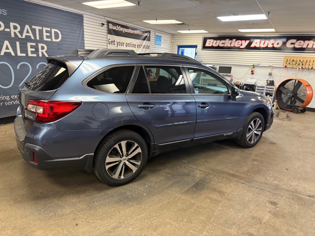 2018 Subaru Outback Image 44