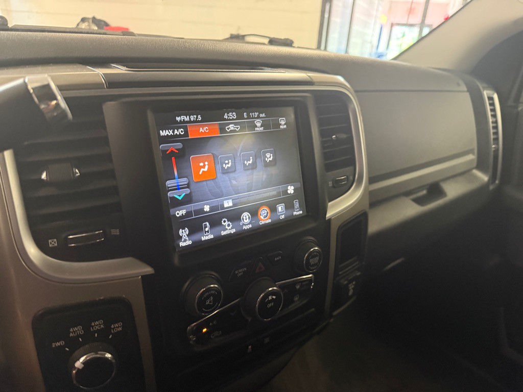 2013 RAM 1500 Image 25