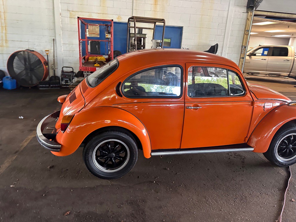 1973 Volkswagen Beetle Image 8