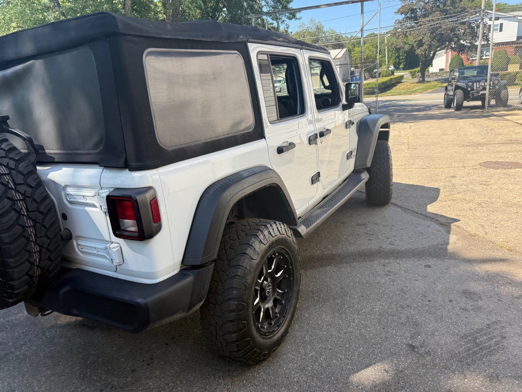 2018 Jeep Wrangler Unlimited Image 3