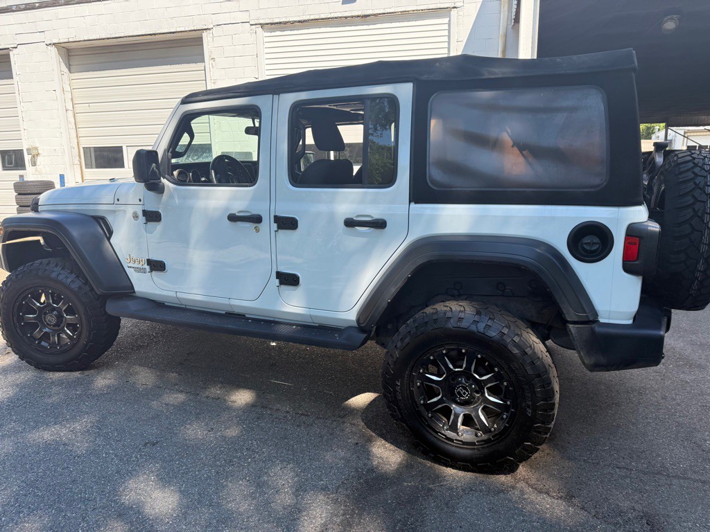 2018 Jeep Wrangler Unlimited Image 8