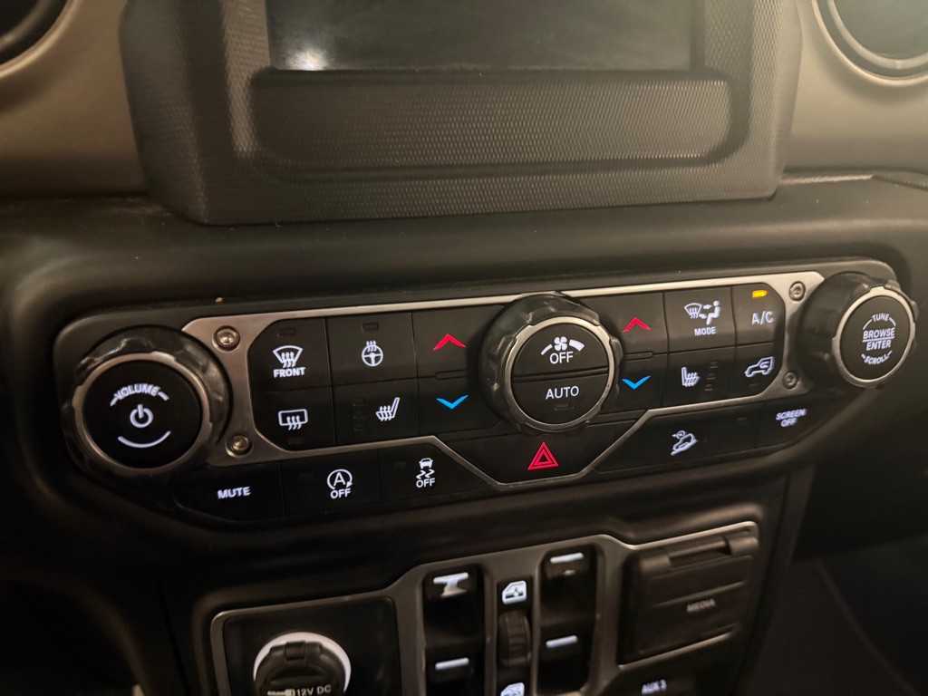 2018 Jeep Wrangler Unlimited Image 27