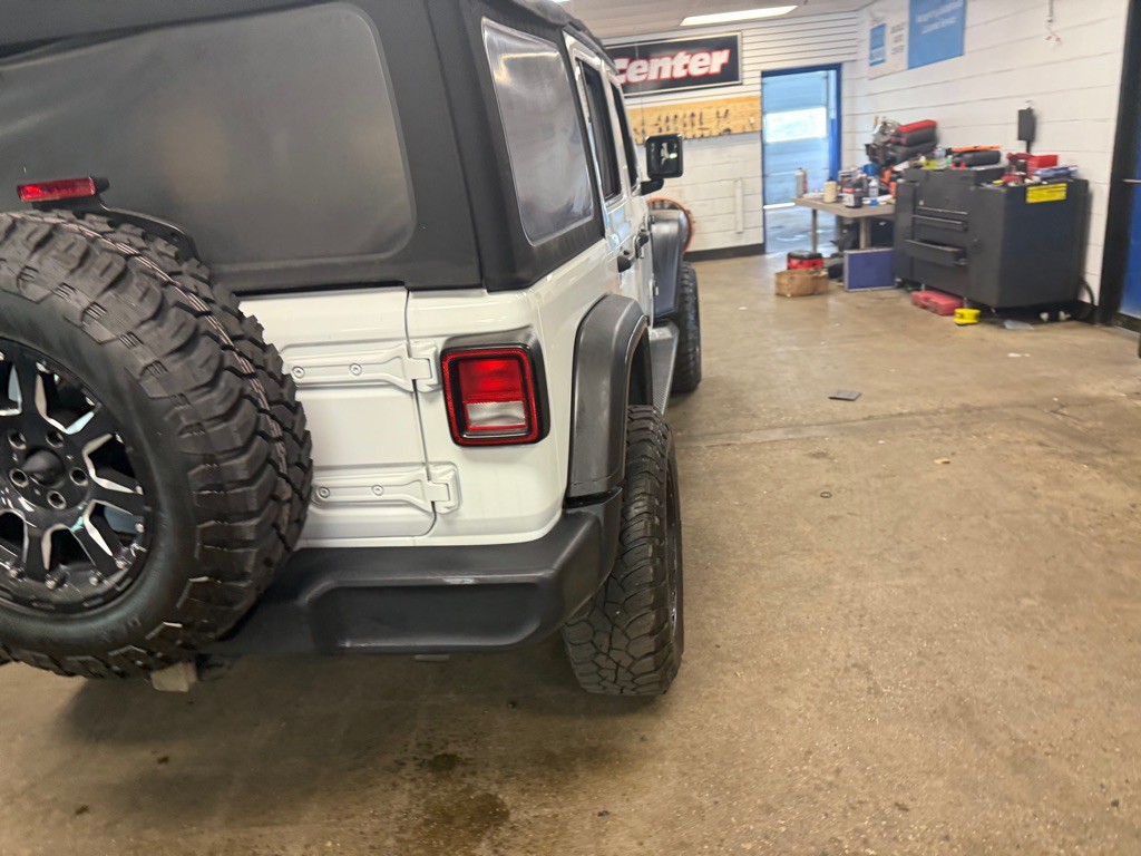 2018 Jeep Wrangler Unlimited Image 32