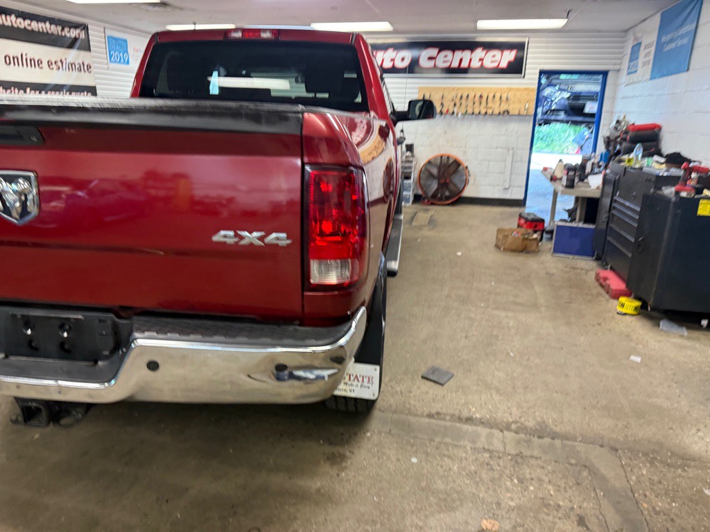 2014 RAM 2500 Image 11