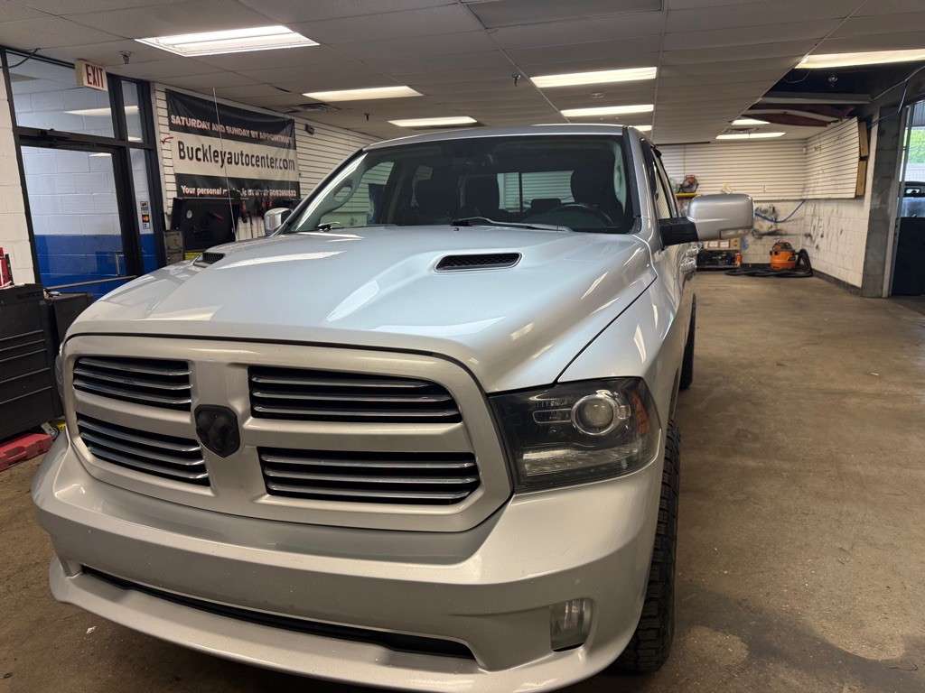 2014 RAM 1500 Image 2