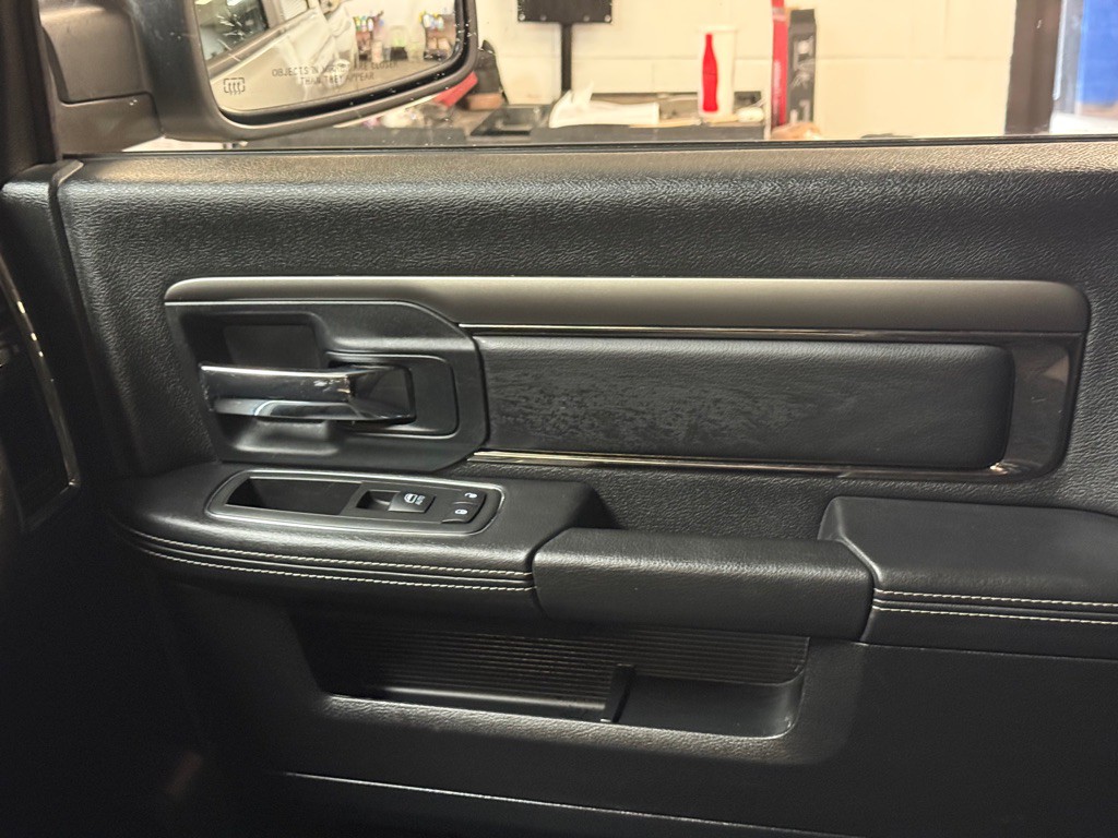2014 RAM 1500 Image 23