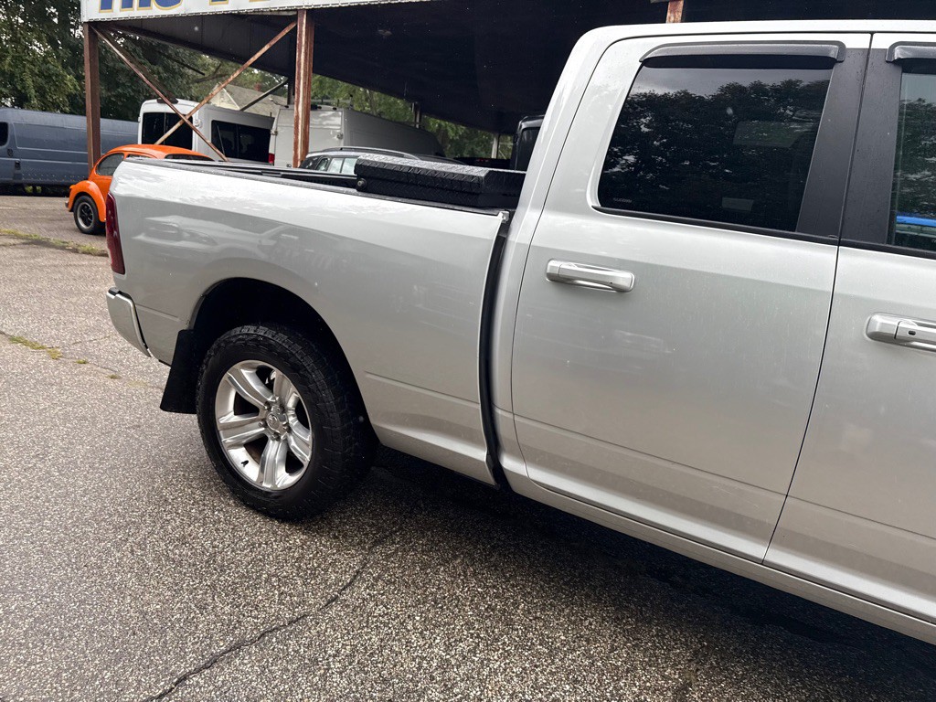 2014 RAM 1500 Image 35
