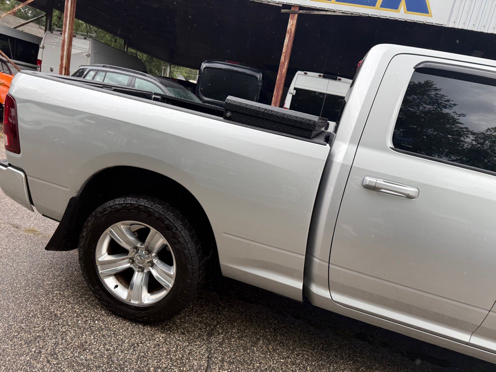 2014 RAM 1500 Image 36