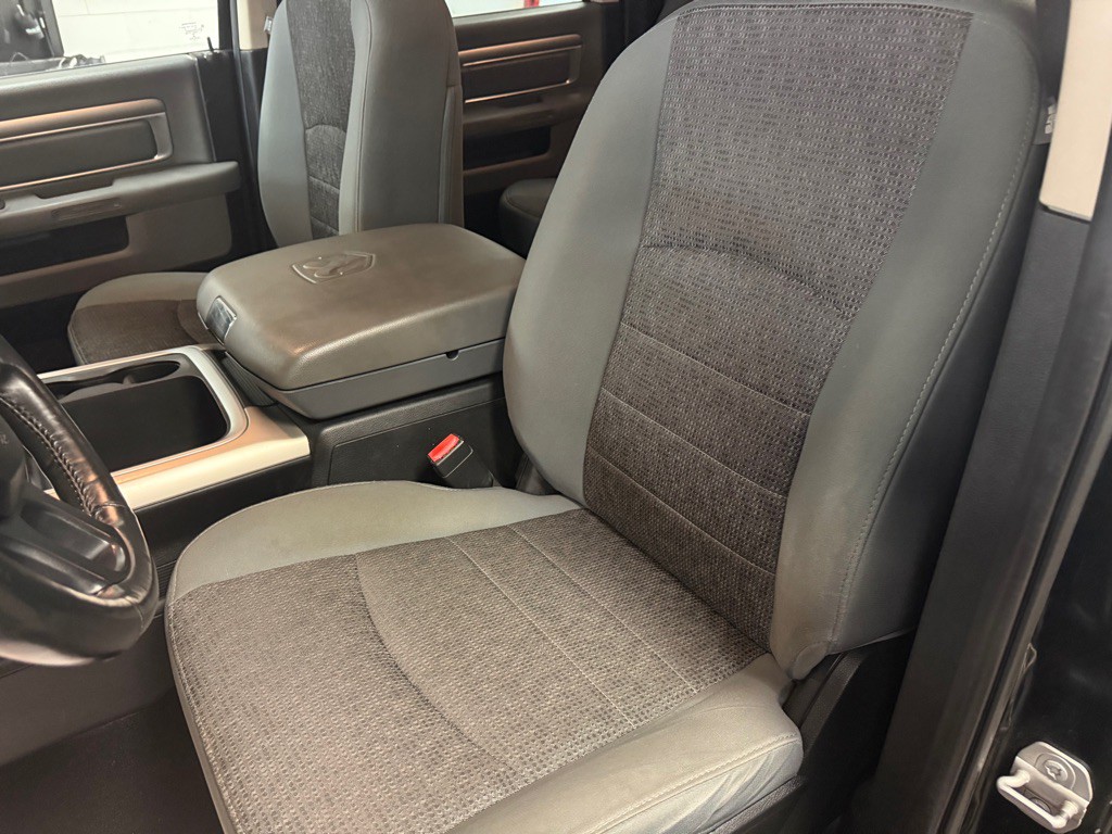 2015 RAM 1500 Image 16