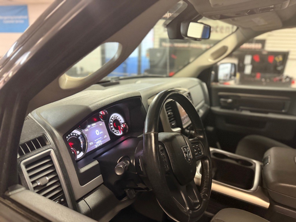 2015 RAM 1500 Image 30