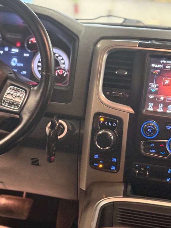 2015 RAM 1500 Image 38