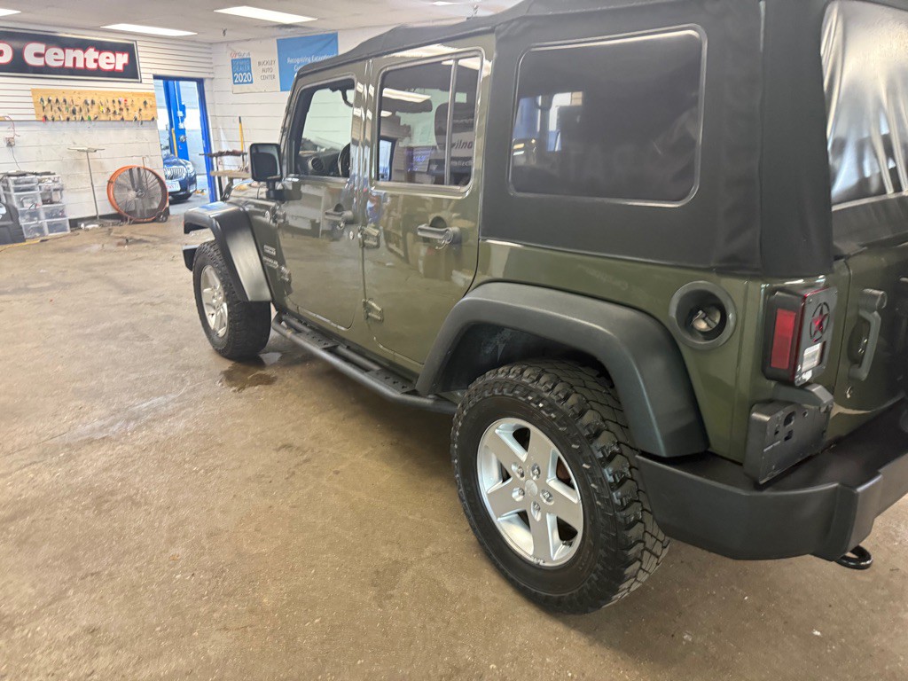 2015 Jeep Wrangler Unlimited Image 21