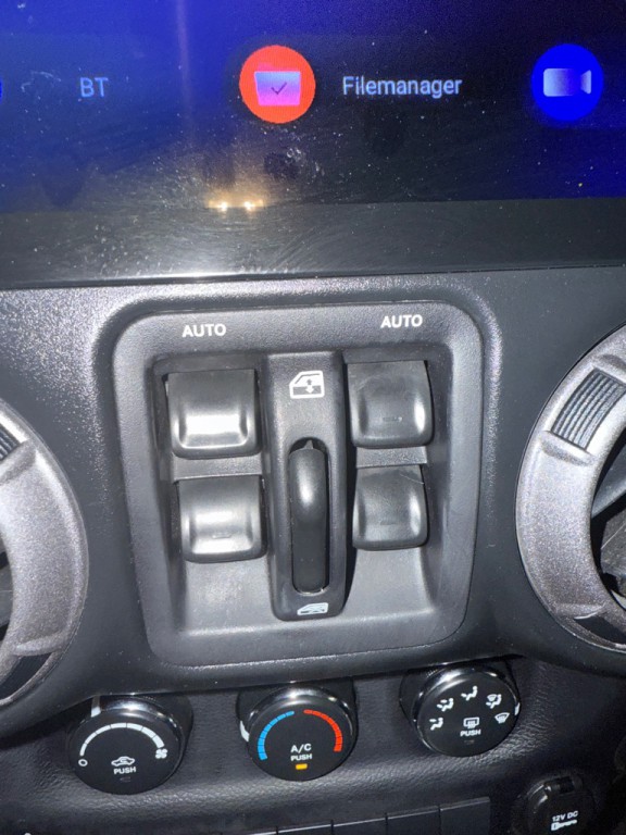 2015 Jeep Wrangler Unlimited Image 32